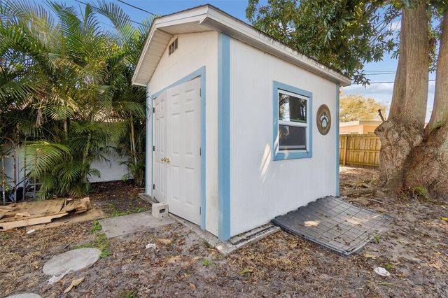 2120 CORONADA WAY S, St Petersburg, FL 33712