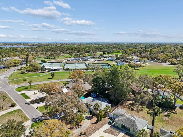 2120 CORONADA WAY S, St Petersburg, FL 33712