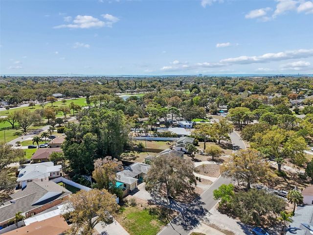 2120 CORONADA WAY S, St Petersburg, FL 33712