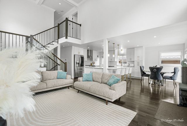 8820 N Elmore Street, Niles, IL 60714