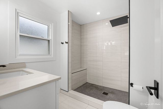 8820 N Elmore Street, Niles, IL 60714