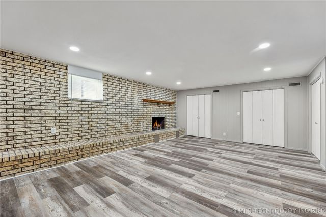 302 S Hwy 82, Locust Grove, OK 74352