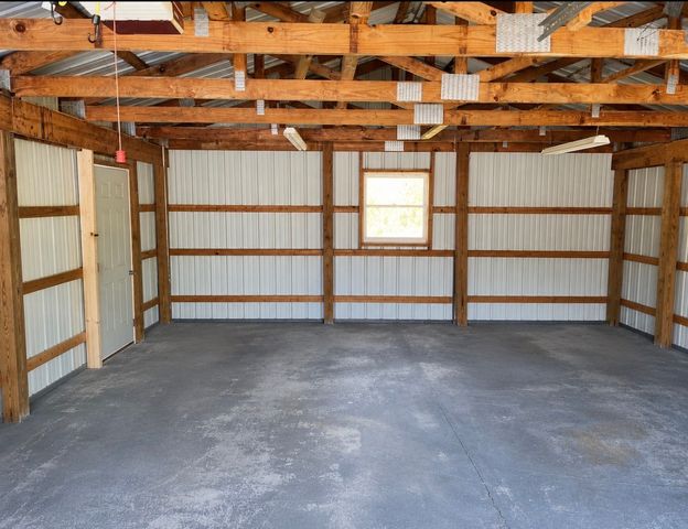114 Joe St, Waverly, TN 37185