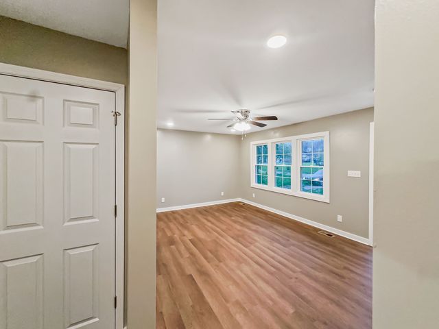 114 Joe St, Waverly, TN 37185