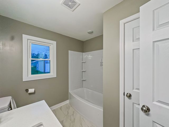 114 Joe St, Waverly, TN 37185