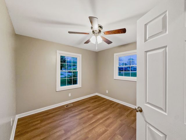 114 Joe St, Waverly, TN 37185
