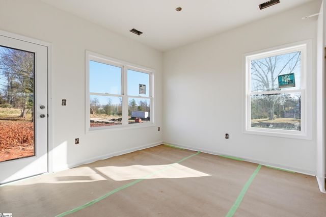 609 S Cherry Street, Seneca, SC 29678