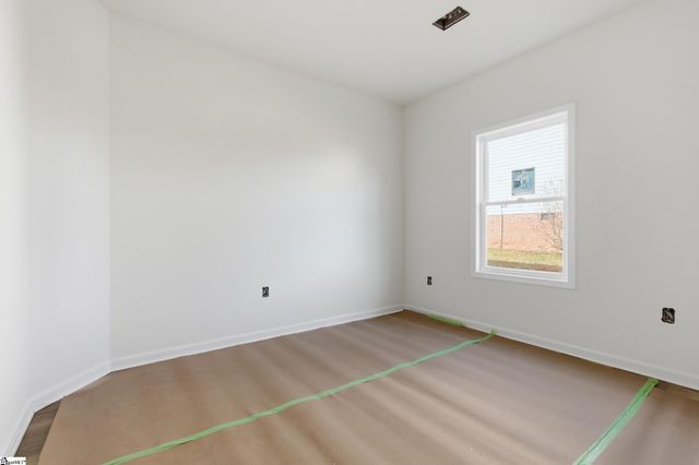 609 S Cherry Street, Seneca, SC 29678