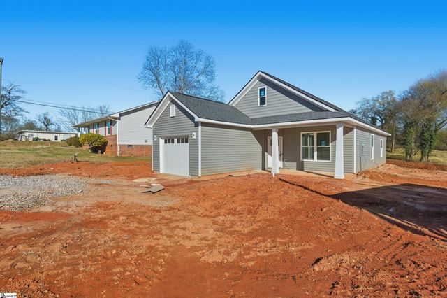609 S Cherry Street, Seneca, SC 29678
