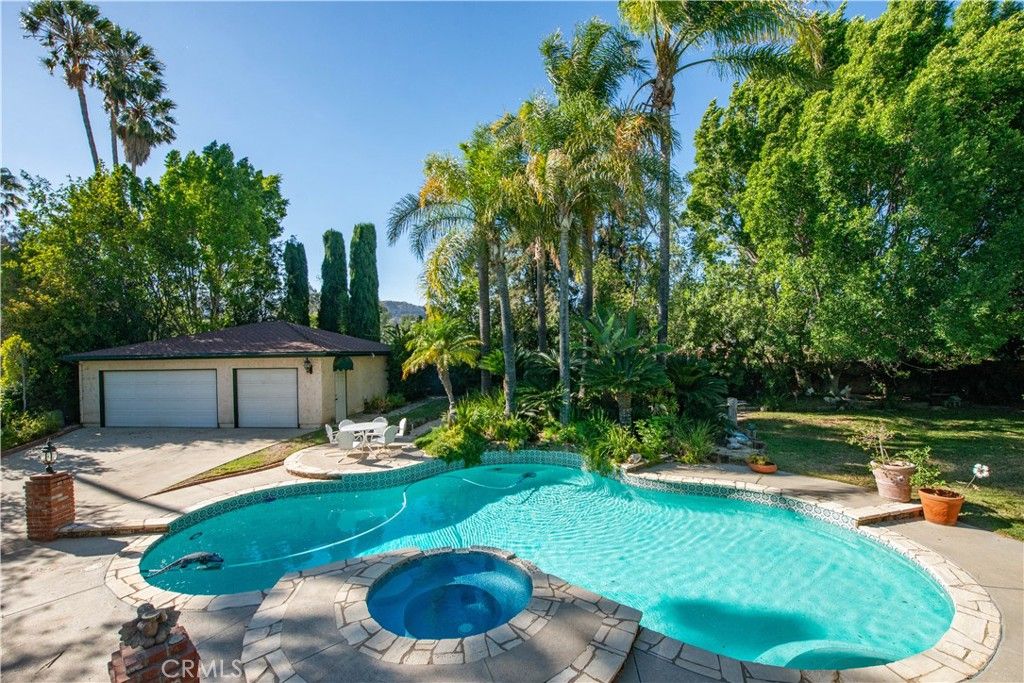 Image 35 of property listing at 10052 Nita, Chatsworth, CA 91311