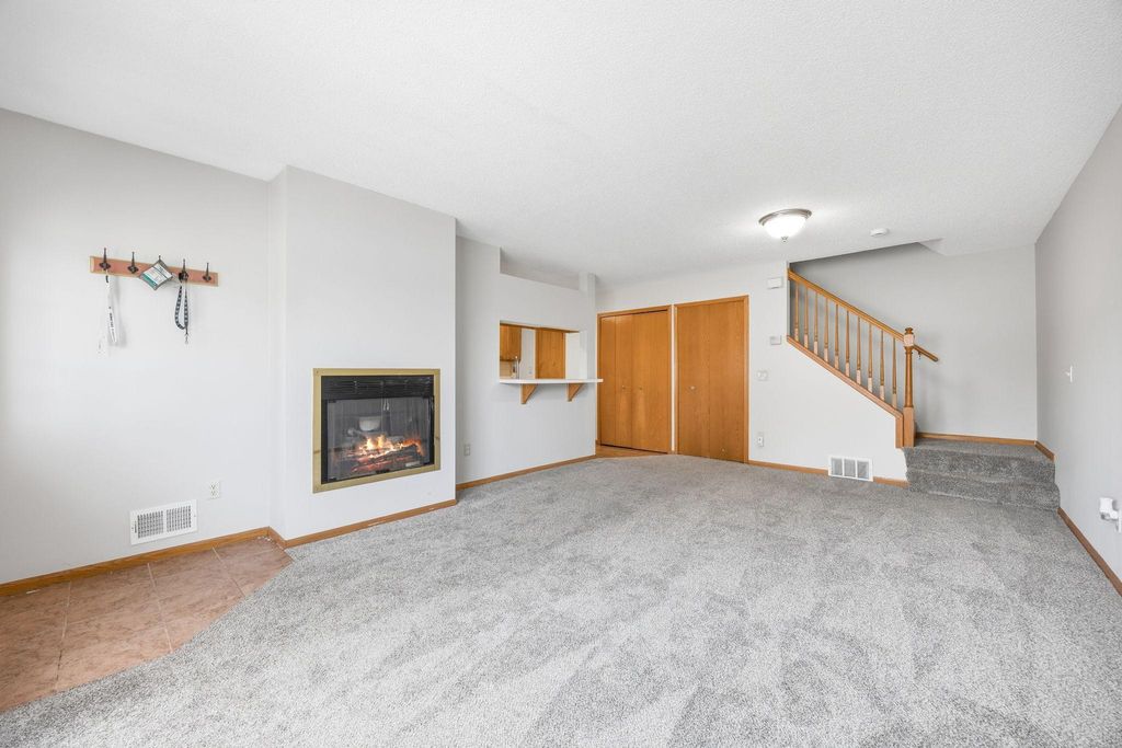 1994 Jan Echo Trail, Eagan, MN 55122 — photo 4