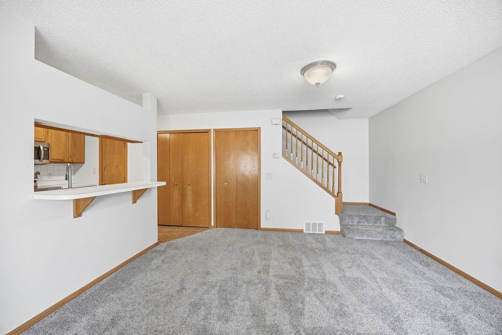 1994 Jan Echo Trail, Eagan, MN 55122 — photo 5