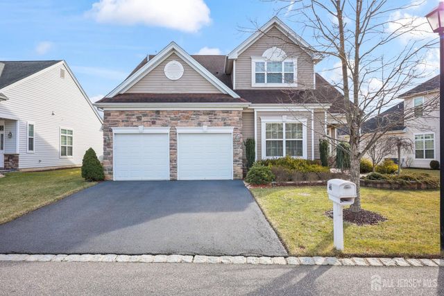 46 Mandrake Road, Monroe, NJ 08831