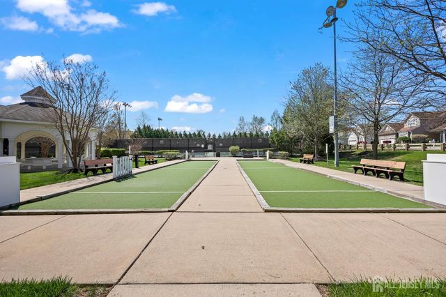 46 Mandrake Road, Monroe, NJ 08831