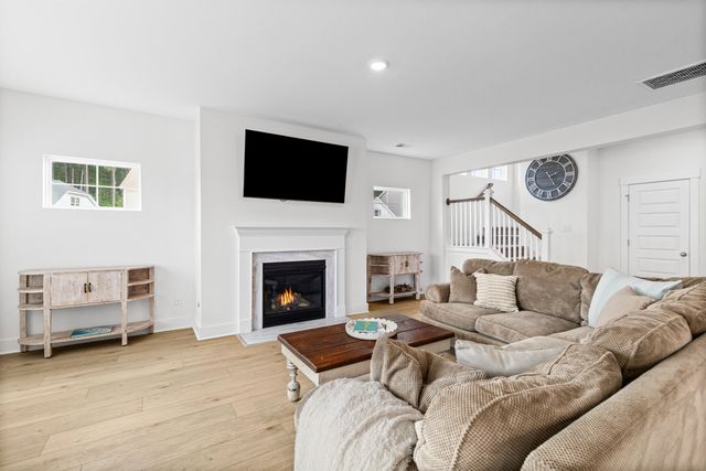 101 Seaton Street, Summerville, SC 29486