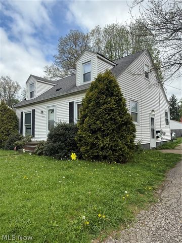 1055 Frederick Boulevard, Akron, OH 44320