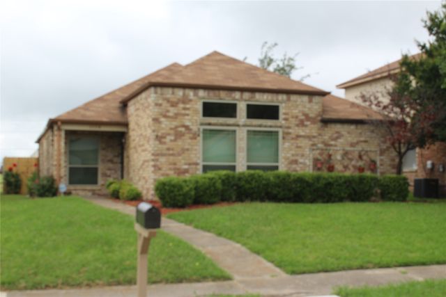 1108 Paintbrush Street, Mesquite, TX 75149