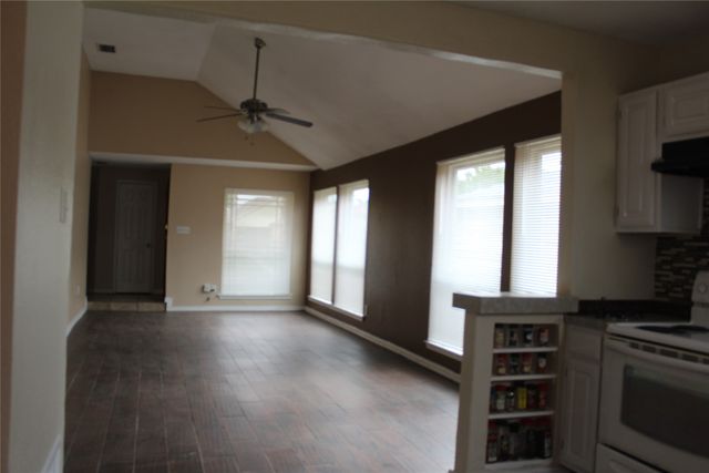 1108 Paintbrush Street, Mesquite, TX 75149