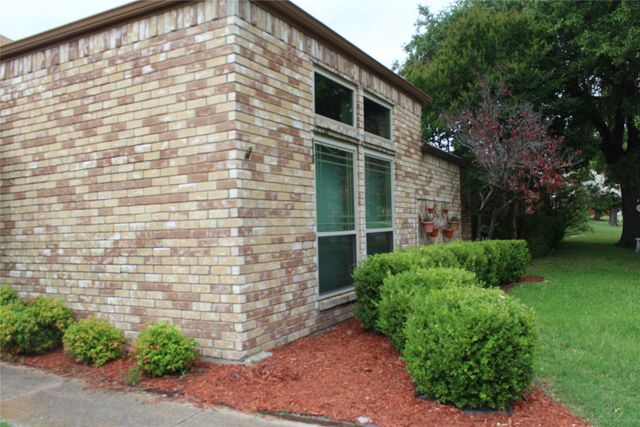 1108 Paintbrush Street, Mesquite, TX 75149