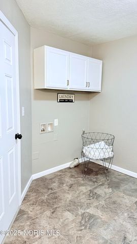 5043 Barton Place, Sylvania, OH 43560