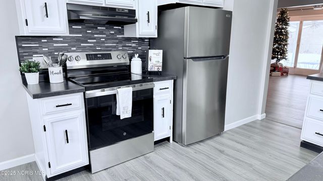 5043 Barton Place, Sylvania, OH 43560