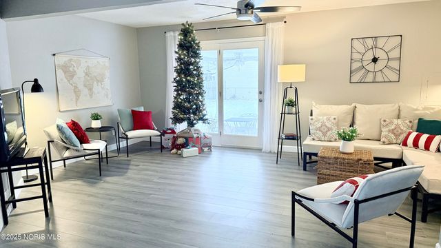 5043 Barton Place, Sylvania, OH 43560