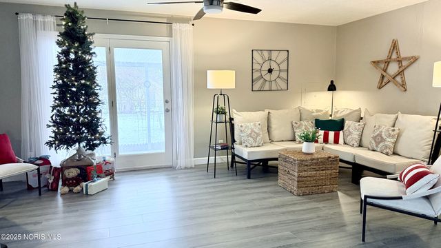 5043 Barton Place, Sylvania, OH 43560