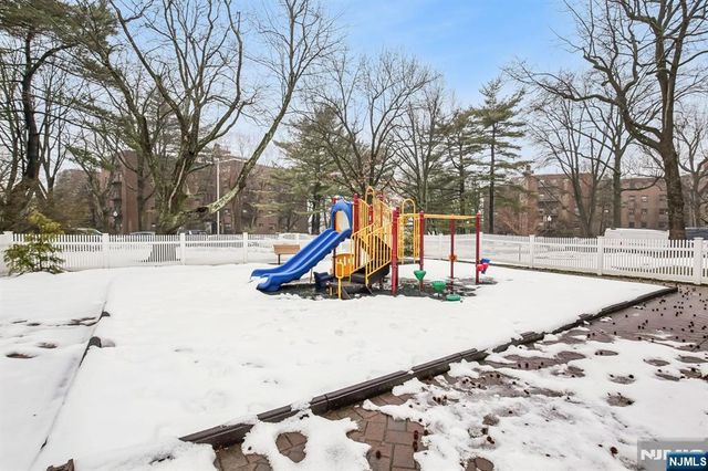 3060 Edwin Avenue 4C, Fort Lee, NJ 07024