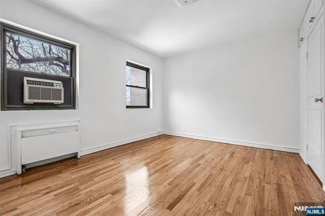 3060 Edwin Avenue 4C, Fort Lee, NJ 07024