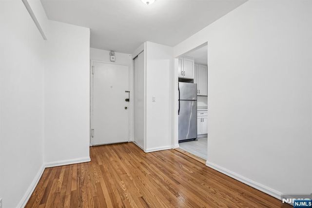 3060 Edwin Avenue 4C, Fort Lee, NJ 07024