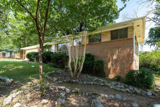 957 HICKORY CIRCLE, Birmingham, AL 35215