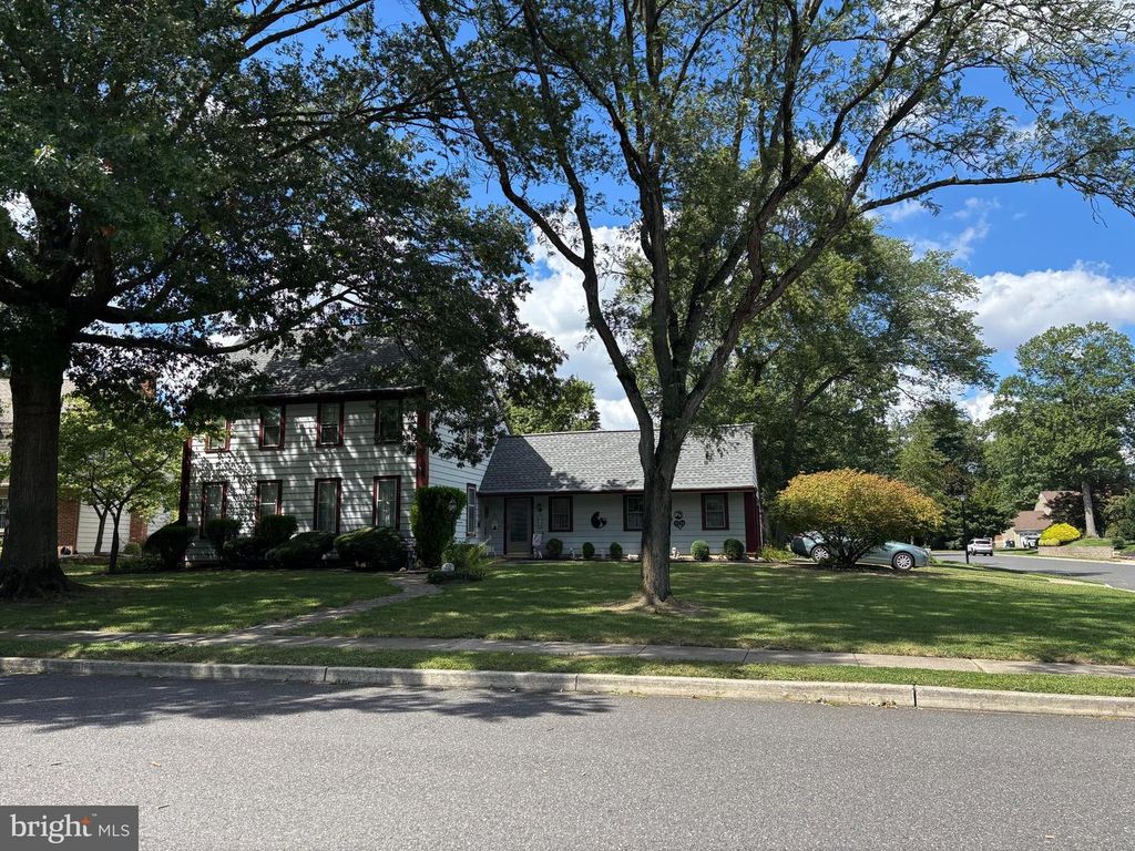 1204 DONCASTER CT, West Deptford, NJ 08066