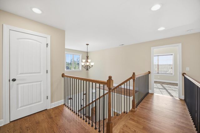 8095 Burgundy Circle, Chattanooga, TN 37421