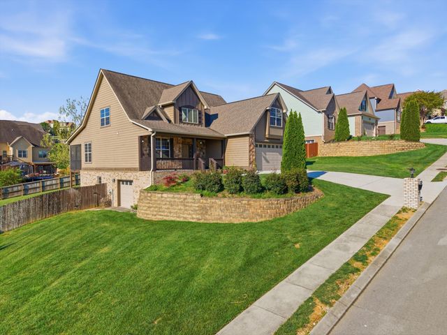 8095 Burgundy Circle, Chattanooga, TN 37421