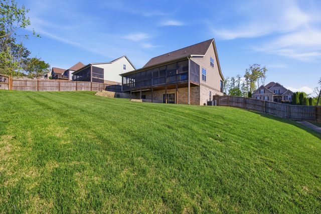 8095 Burgundy Circle, Chattanooga, TN 37421