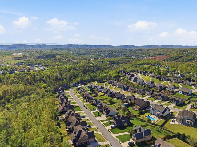 8095 Burgundy Circle, Chattanooga, TN 37421