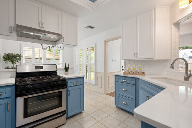 333 Cindy Street S, Keller, TX 76248