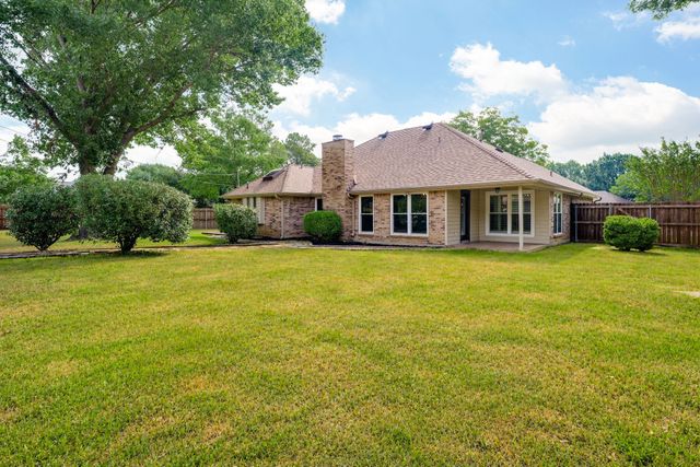 333 Cindy Street S, Keller, TX 76248