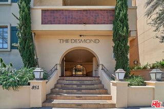 851 N San Vicente Boulevard 102, West Hollywood, CA 90069