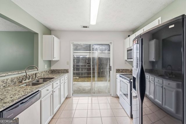 1852 Patterson Park Drive, Lawrenceville, GA 30044