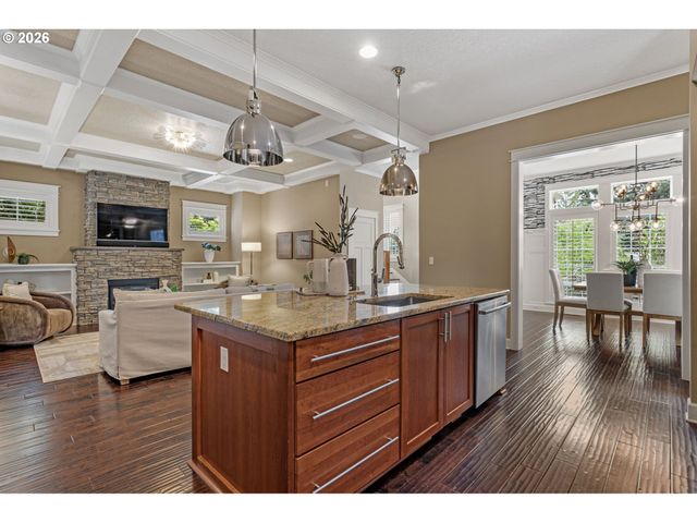 11085 Nw EGGERS Ct, Portland, OR 97229