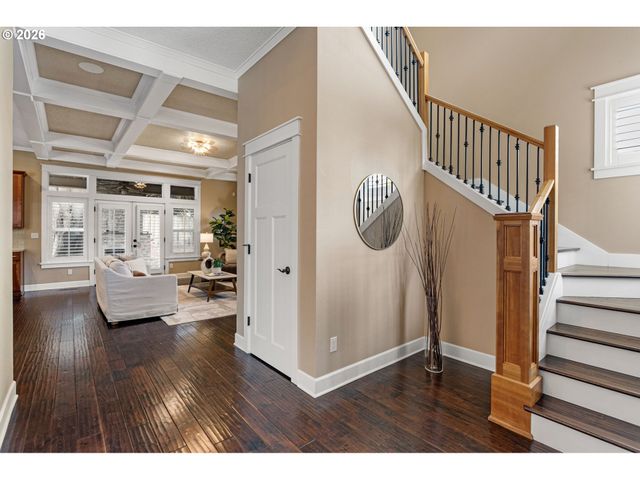 11085 Nw EGGERS Ct, Portland, OR 97229