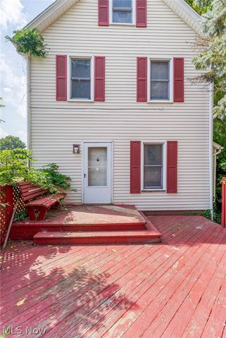 84 Prospect Street, Struthers, OH 44471