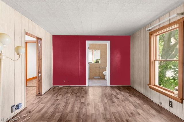 84 Prospect Street, Struthers, OH 44471