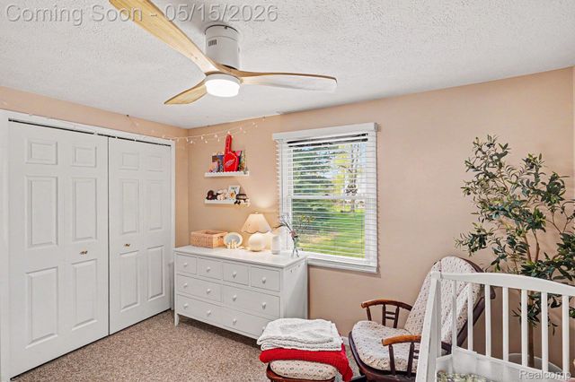 5600 Chestnut Hill Drive, Independence Charter Township, MI 48346