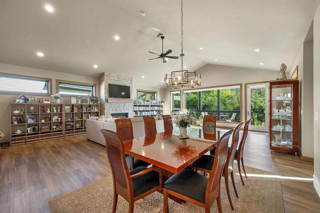 363 ALDON CIRCLE, Ashwaubenon, WI 54304