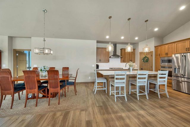 363 ALDON CIRCLE, Ashwaubenon, WI 54304