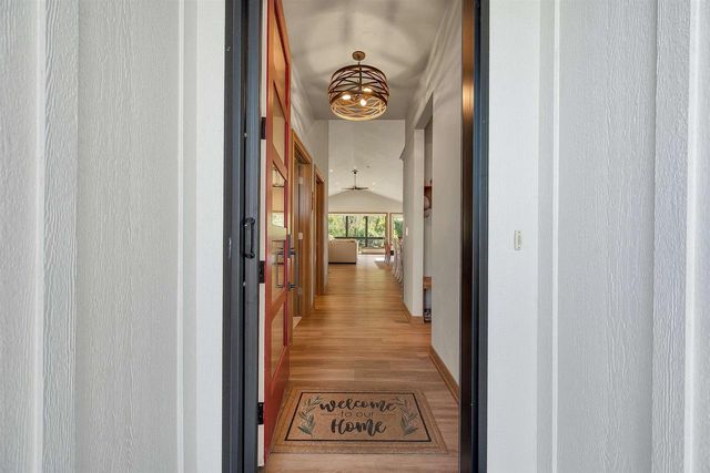 363 ALDON CIRCLE, Ashwaubenon, WI 54304
