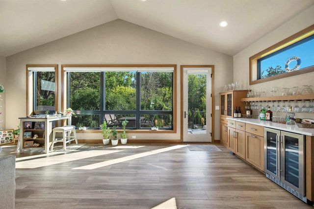 363 ALDON CIRCLE, Ashwaubenon, WI 54304