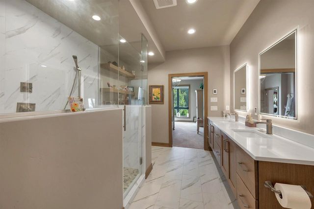 363 ALDON CIRCLE, Ashwaubenon, WI 54304